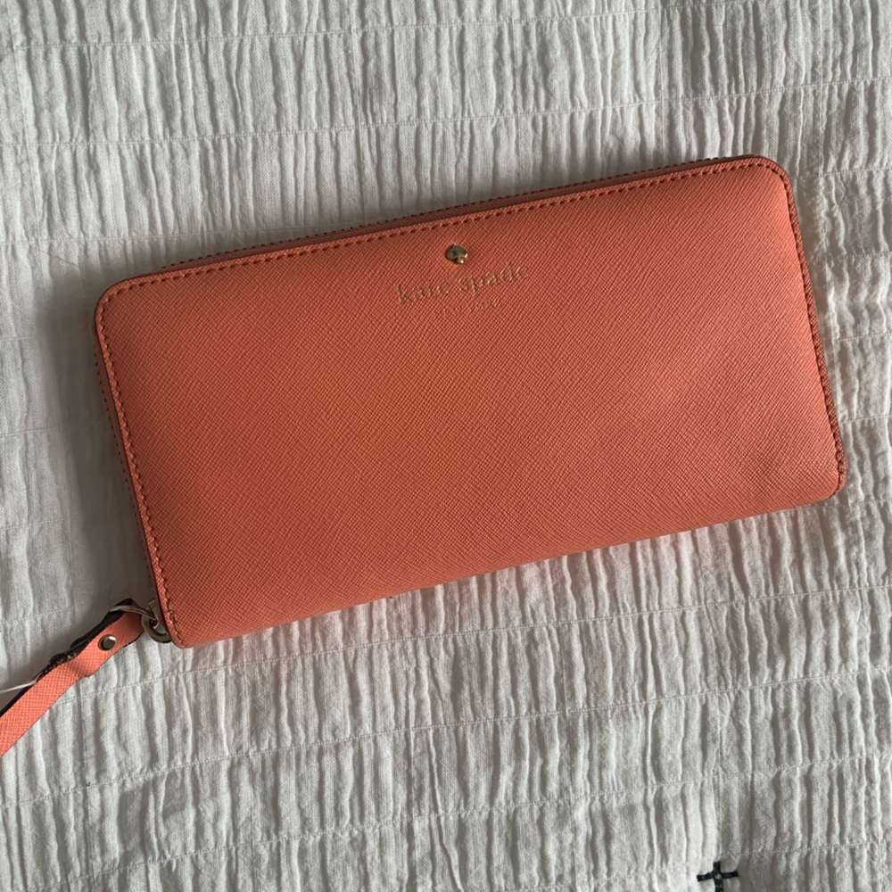 Kate Spade Coral Wallet